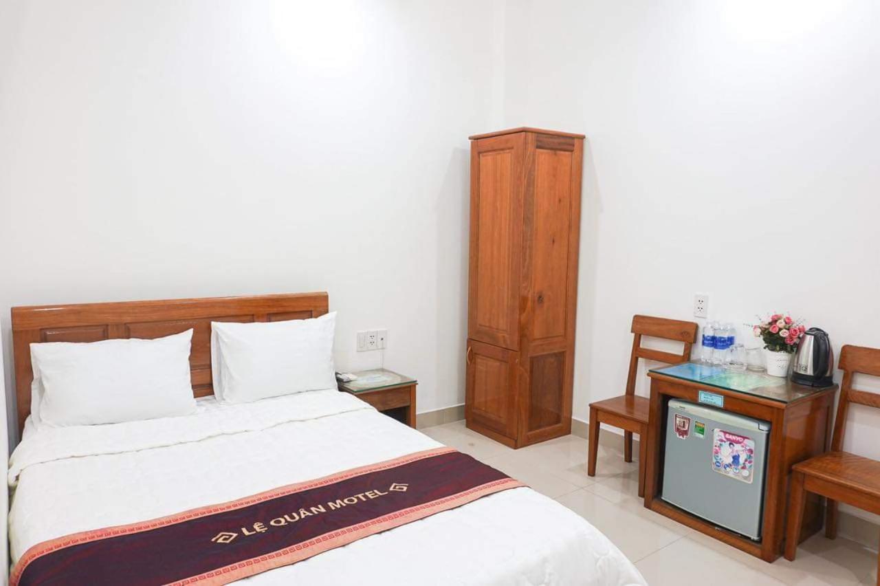 Le Quan Hotel Дананг Екстериор снимка